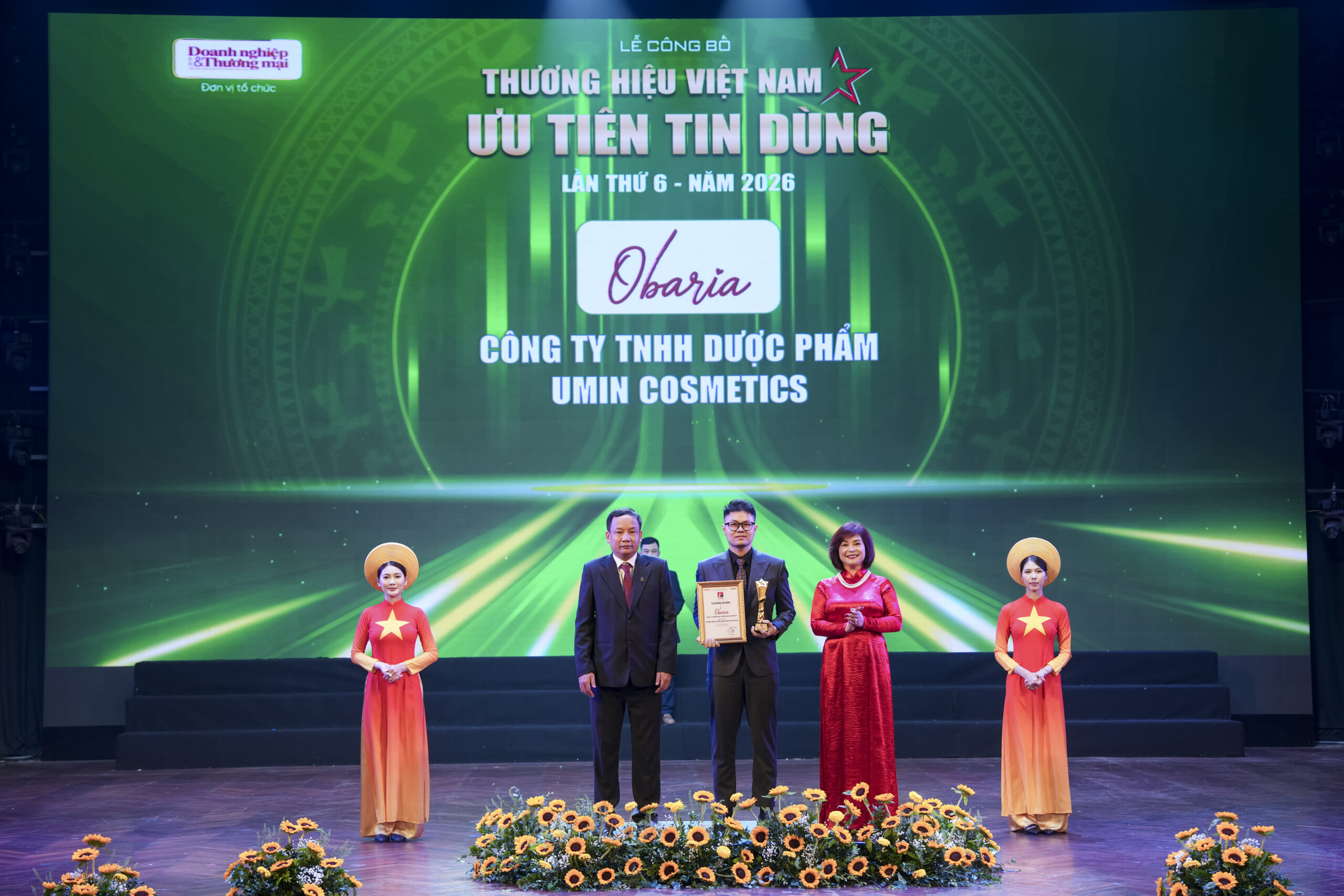 Obaria vinh dự lọt Top 10 thương hiệu tin dùng hàng đầu Việt Nam